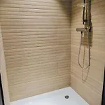 Les De La Fontaine Апартаменты *