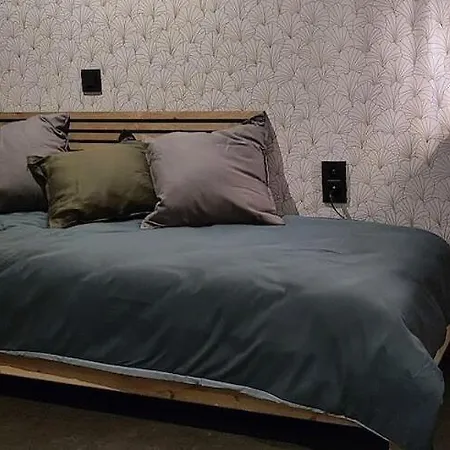 Les De La Fontaine *