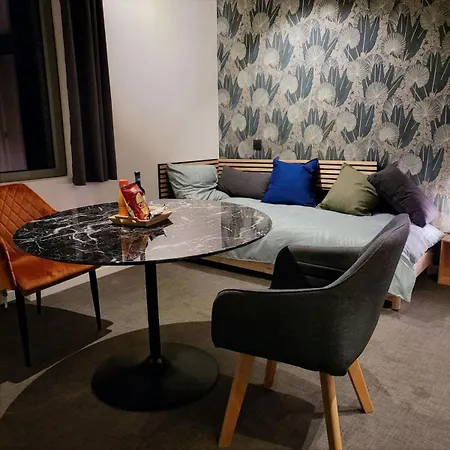 Lägenhet Les De La Fontaine Hornu