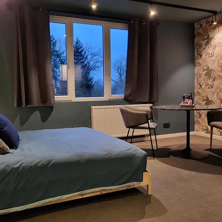 Les De La Fontaine *