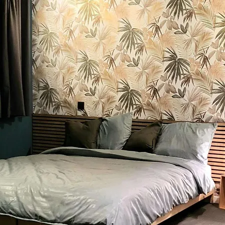 Les De La Fontaine Lägenhet